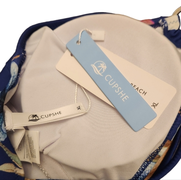 Cupshe Floral Plunge Front One Piece Swimsuit - XL - Picture 6 of 7